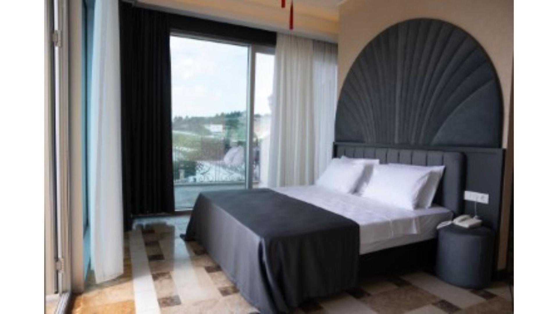 Kronos Hotel Golbası Exteriör bild