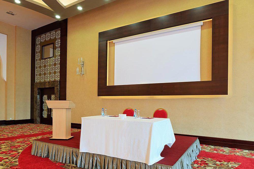 Kronos Hotel Golbası Exteriör bild