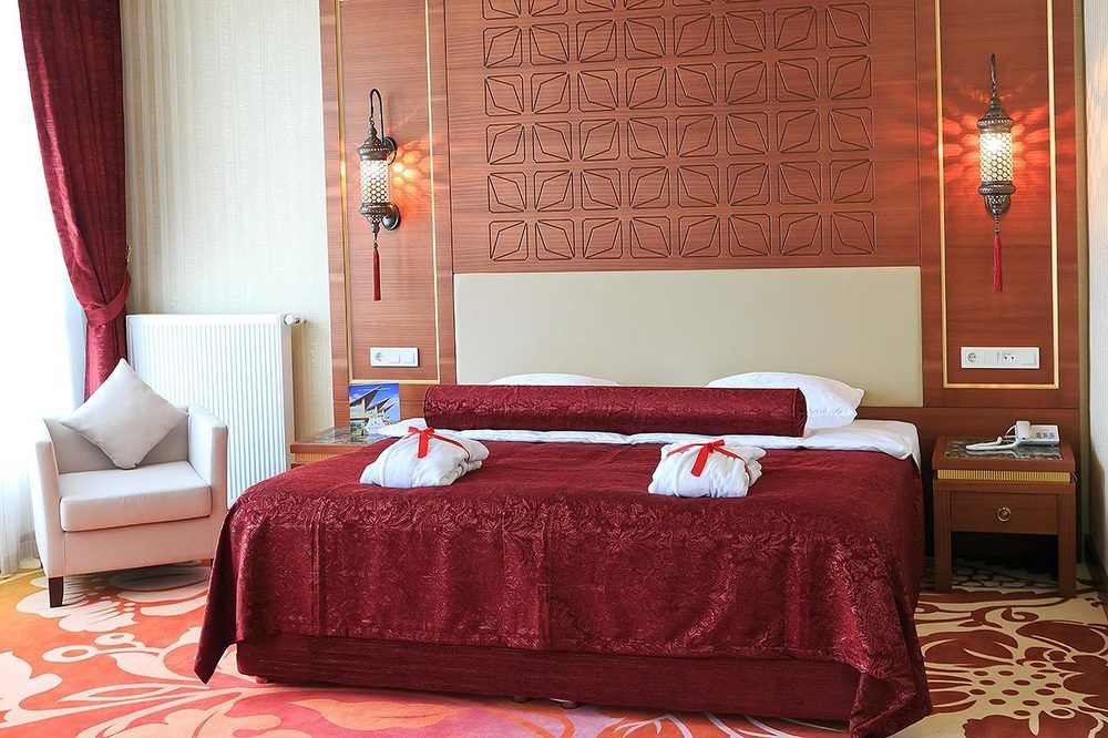Kronos Hotel Golbası Exteriör bild
